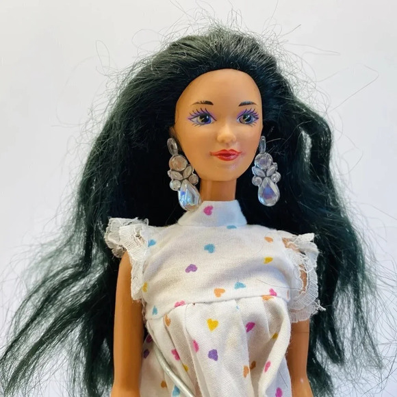 MATTEL BARBIE Asian Doll Long Black Hair Brown Eyes Two Piece Outfit 12" Tall - Picture 2 of 11
